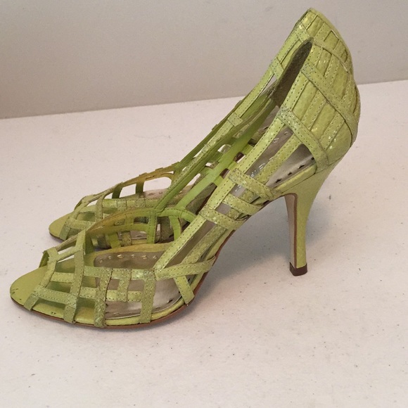 BCBGirls cage peep toe shoes - Picture 3 of 7